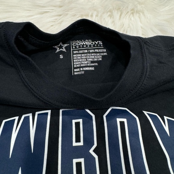 Dallas Cowboys Football Stadium Bundle Set - Include small shirt - Fan Favorite! - Picture 13 of 16